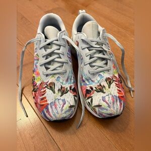 Women’s Nike Odyssey